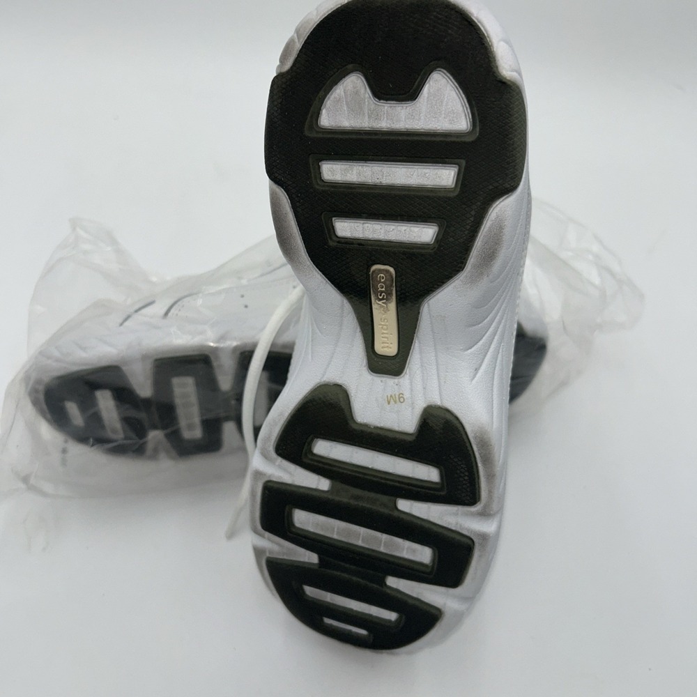 NWOT Easy Spirit Women's 9 White Leather Walking Punter Sneakers - Picture 5 of 5